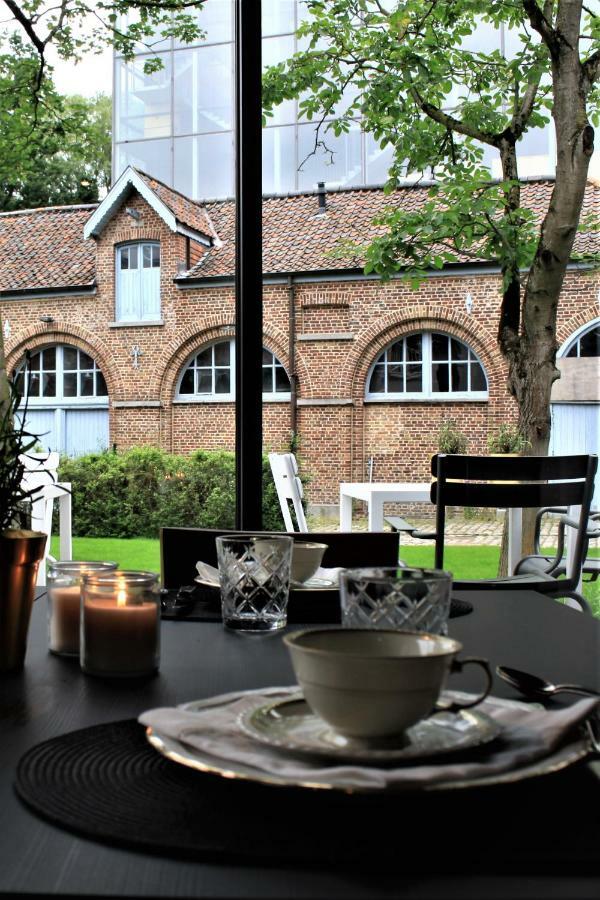 Broel4 Bed & Breakfast คอร์ตไรก์ ภายนอก รูปภาพ